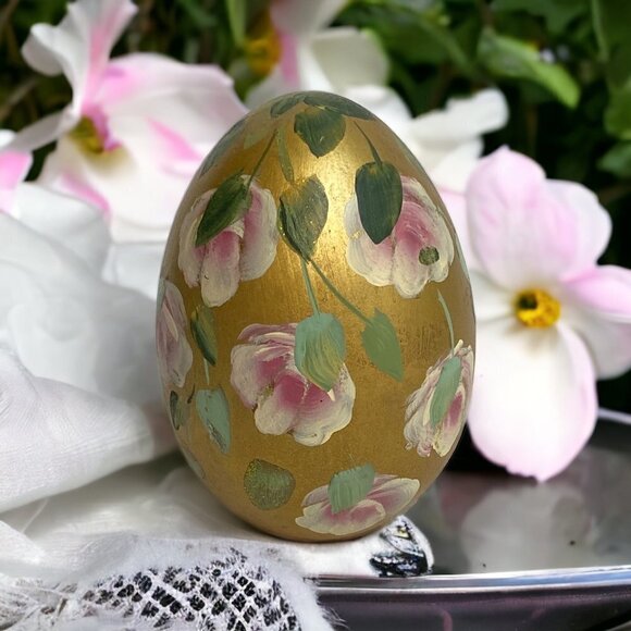 Handpainted Egg Figurine Pink and Gold Floral 4.5" high Signed - Picture 2 of 9